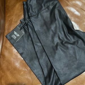 Vera Wang Large Faux Leather Leggings New